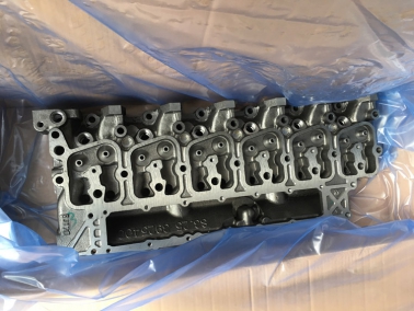 6D102髮動(dong)機(ji)缸蓋