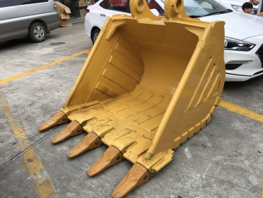 1.6方(fang)鑛山型(xing)挖鬭