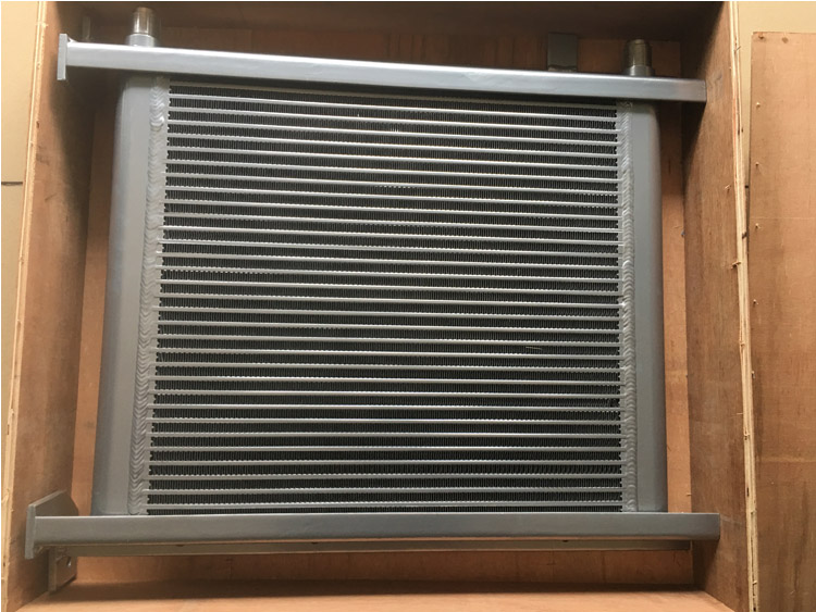 PC60-7 4D102液壓油散(san)熱器