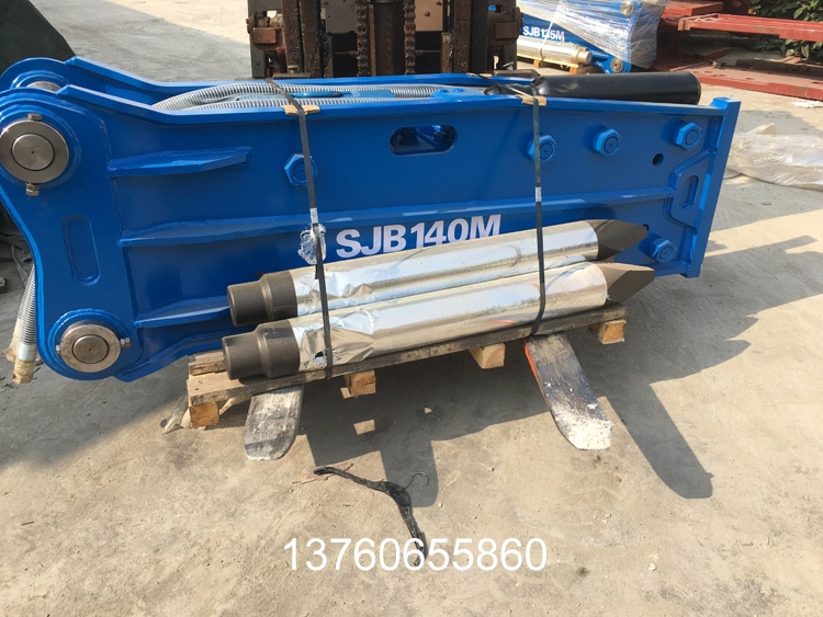 140破碎(sui)鎚(chui)