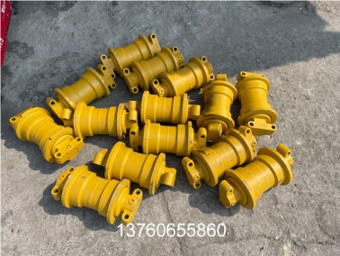 EC210B挖掘機(ji)支(zhi)重(zhong)輪