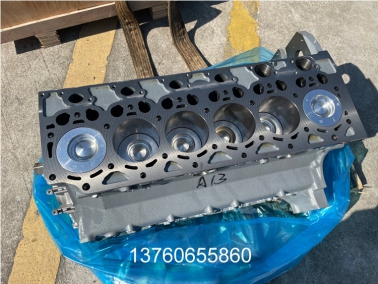 道依茨(ci)6M2012髮(fa)動(dong)機中(zhong)缸總(zong)成(cheng)